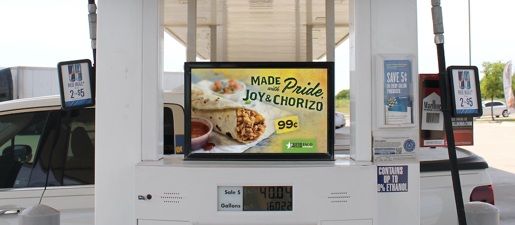 Laredo Taco Company ad
